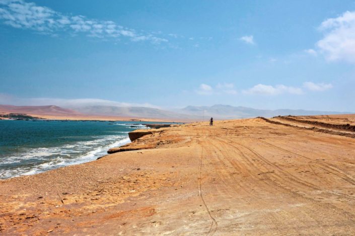 La réserve naturelle de Paracas à vélo